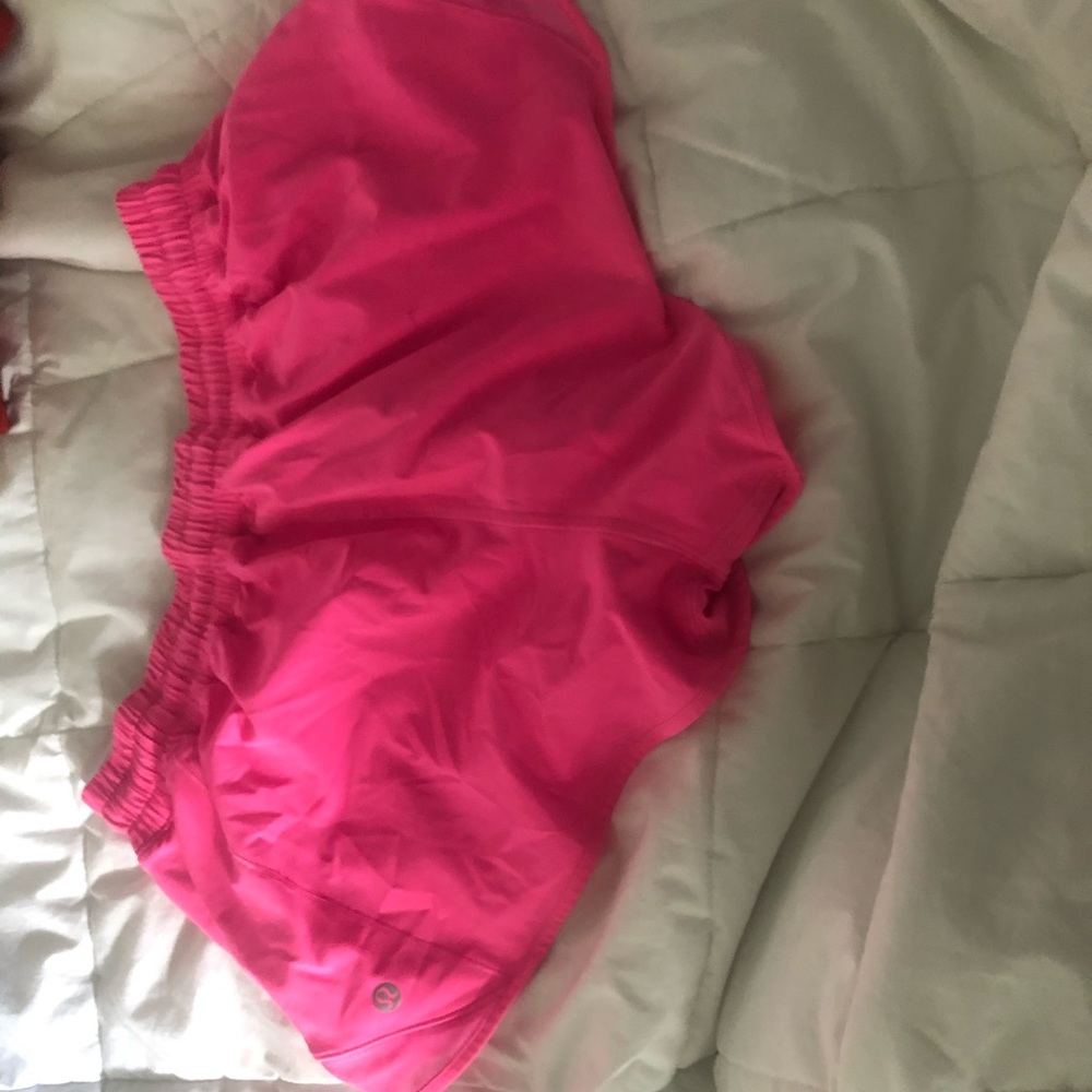 Hot pink hotty hot shorts lululemon size 10